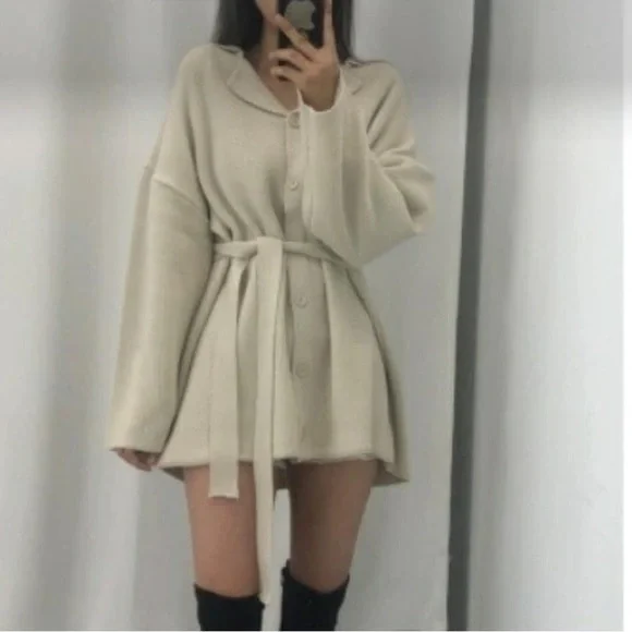 Cardigan with belt - Picture 1 of 6